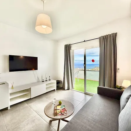 Stunning View Apartment In Colina Blanca