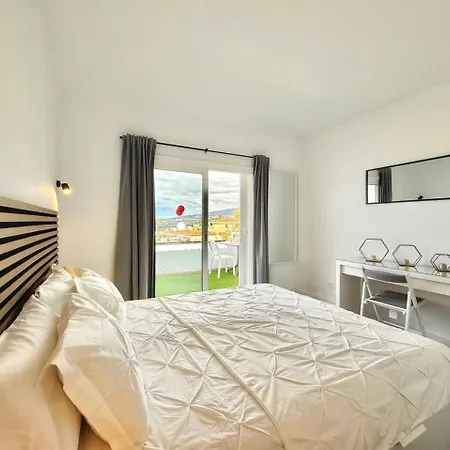 Paulmarie Stunning View * 阿德耶