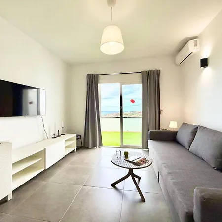 Apartment Stunning View In Colina Blanca *