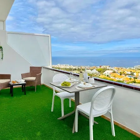 Paulmarie Stunning View Apartmán